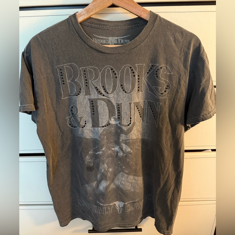 Buckle Gray Oversized Brooks & Dunn Graphic Tee With Black Rhinestones